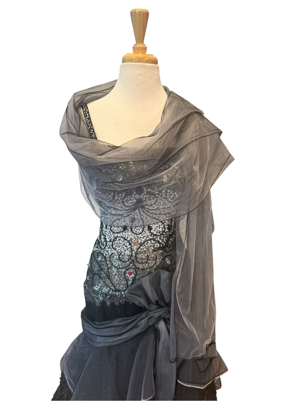 Musani Couture Black White Gray Sequin Beaded Silk Ball Gown Tiered Organza 10 - Picture 4 of 16